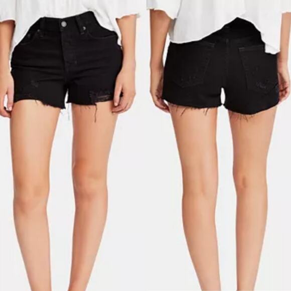 Free People We The Free Sofia Jean Shorts Sz 31 Black 2" Distressed Denim - Picture 11 of 11